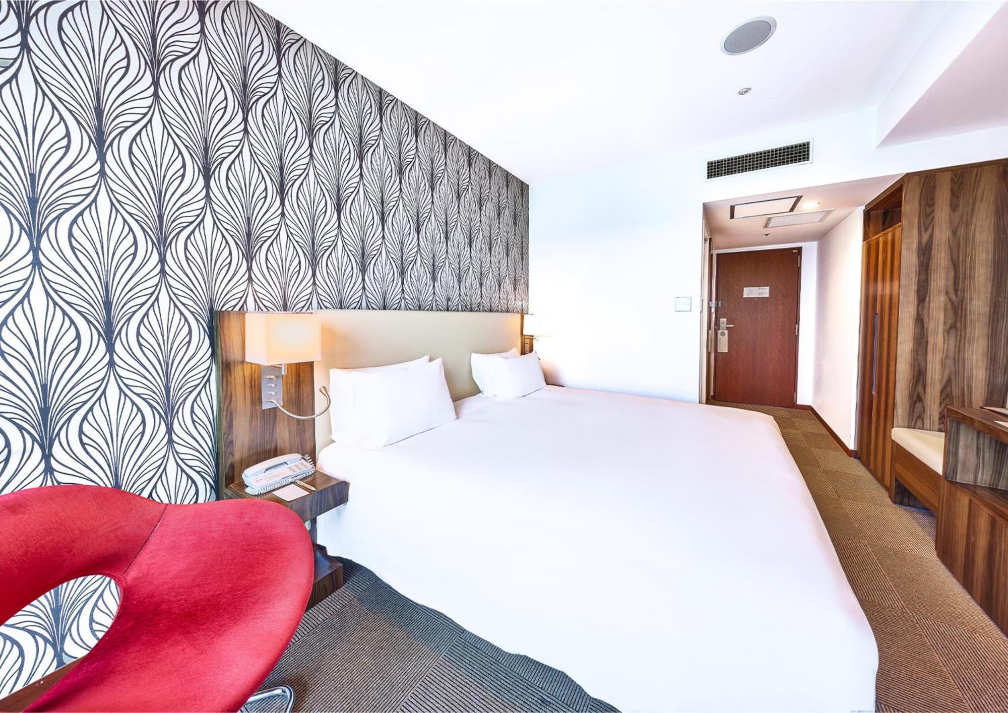 Mercure Okinawa 4*